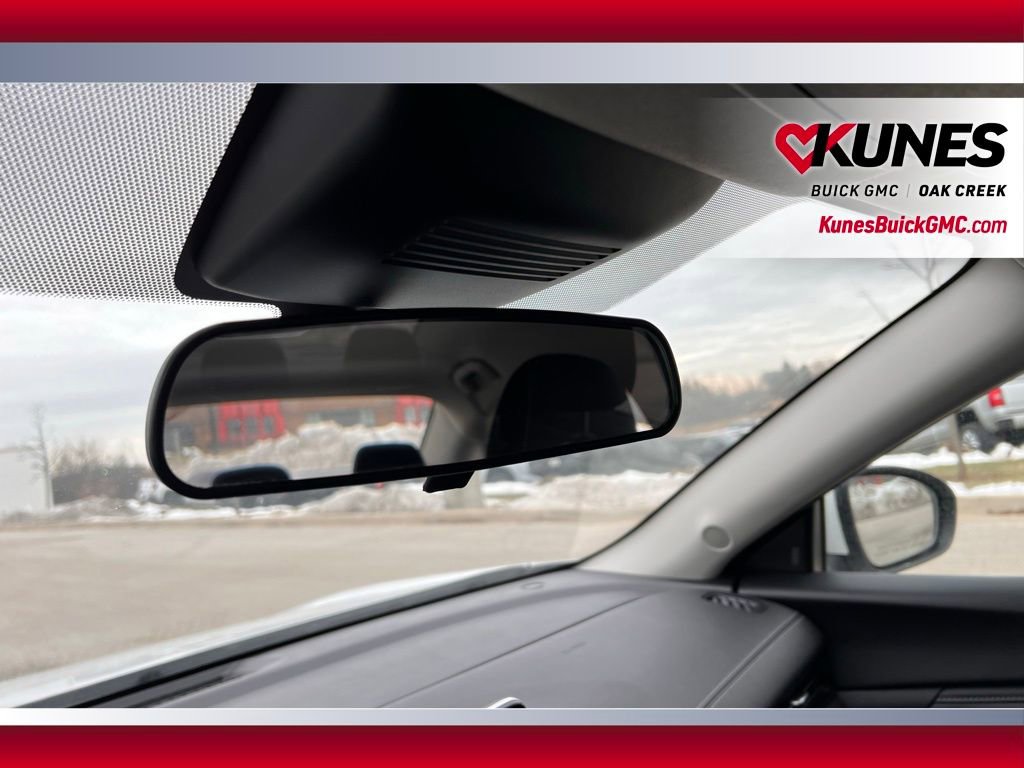 Used 2024 Nissan Sentra SV image 27