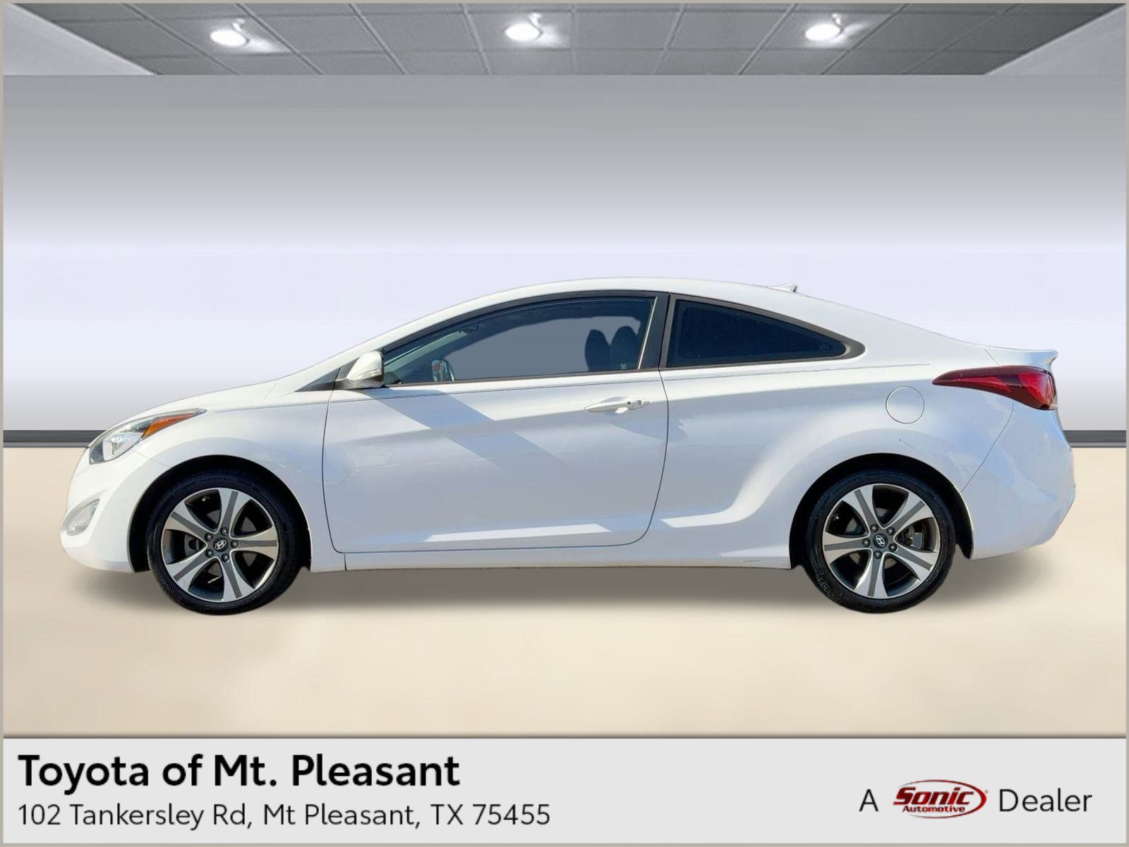 Used 2014 Hyundai Elantra w/ Option Group 2