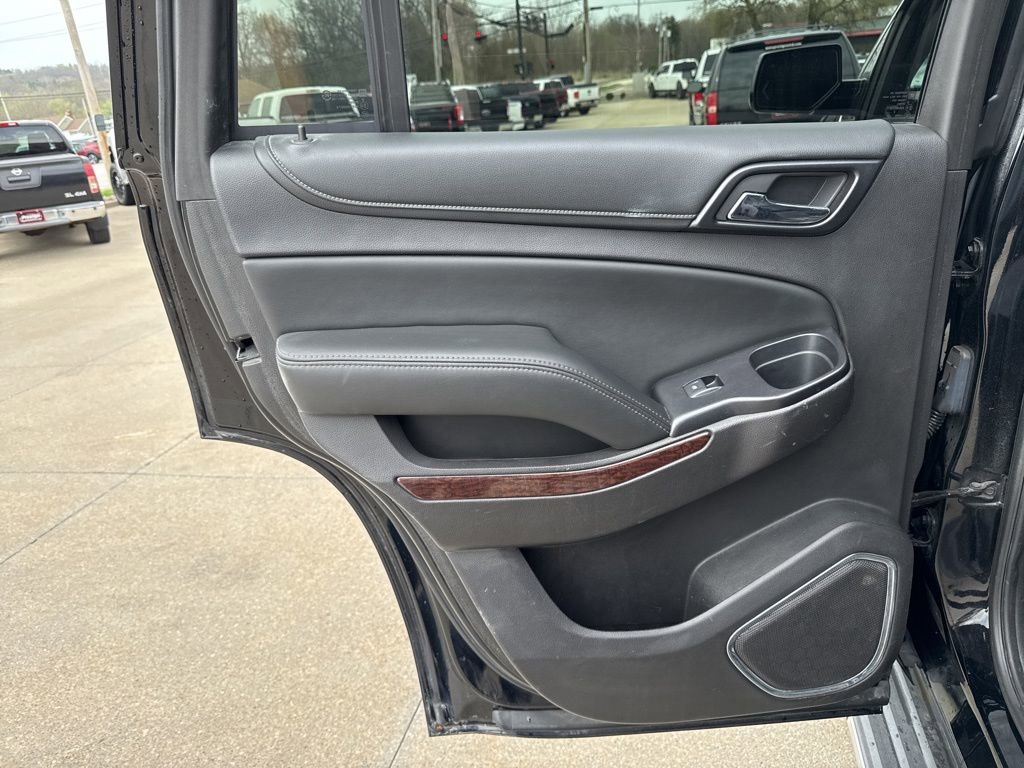 Used 2016 GMC Yukon SLT image 42