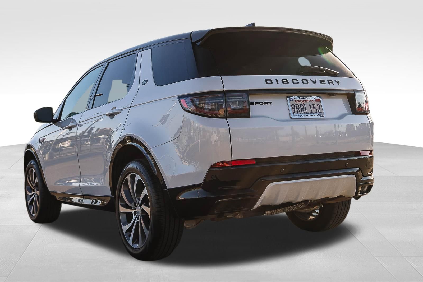 Certified 2024 Land Rover Discovery Sport Dynamic SE AWD/4WD image 4
