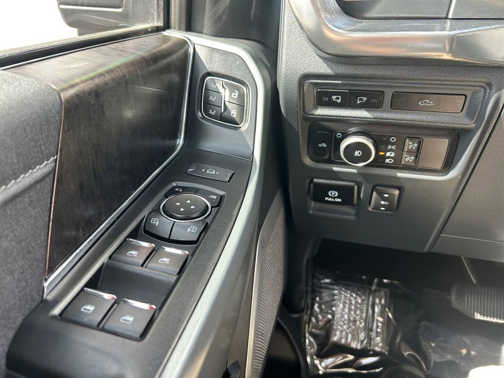 Used 2022 Ford F150 Lariat w/ Equipment Group 502A High image 19