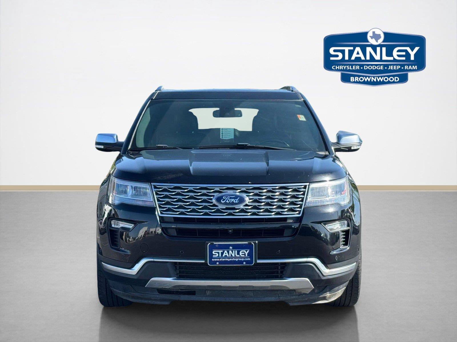 Used 2018 Ford Explorer Platinum AWD/4WD image 2