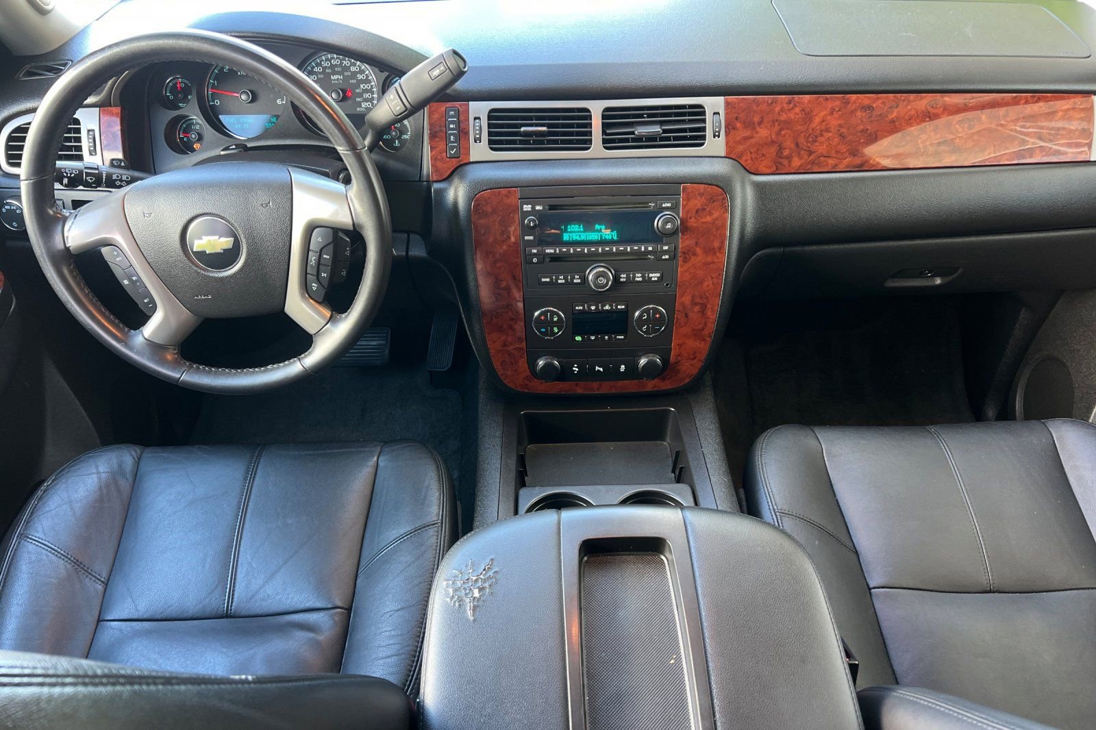 Used 2013 Chevrolet Tahoe LT RWD image 13
