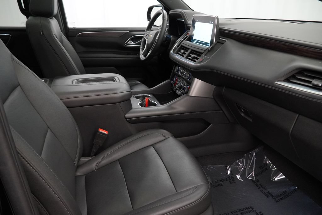 Used 2022 Chevrolet Tahoe LT w/ Luxury Package AWD/4WD image 31