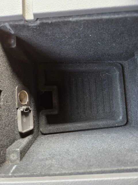 Used 2015 Lincoln MKX AWD w/ Equipment Group 101A image 31