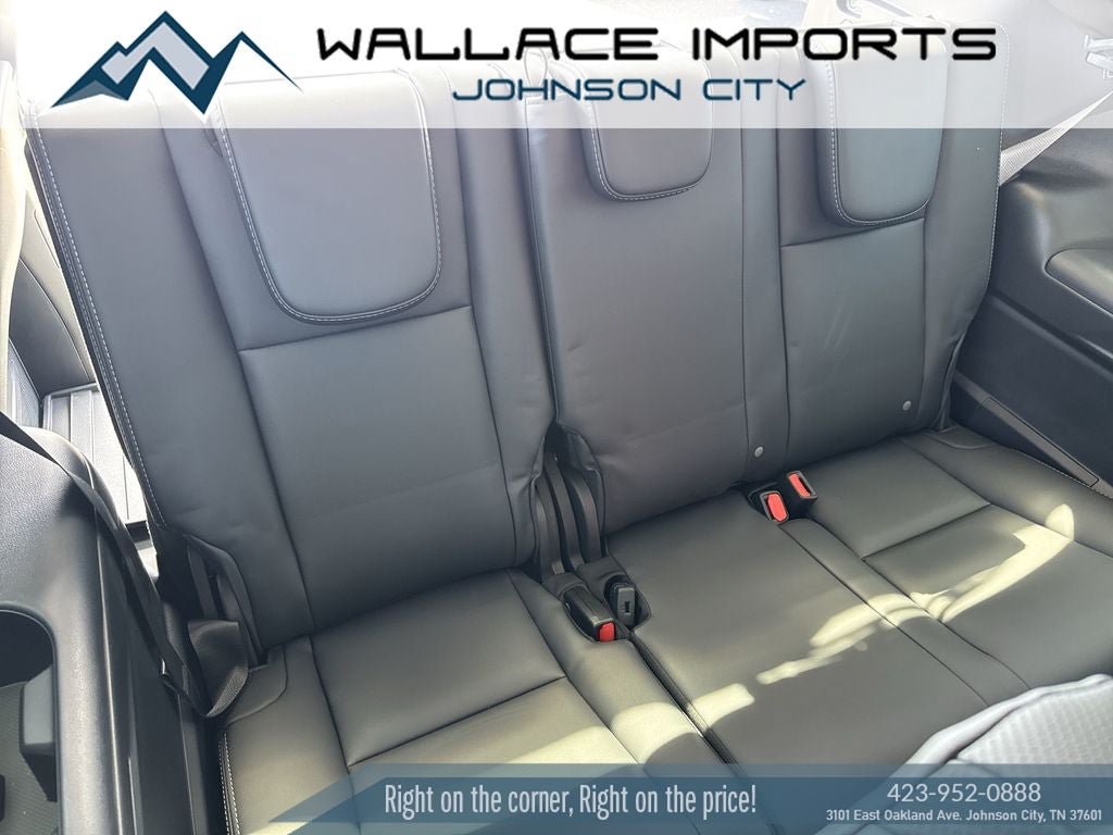 Used 2025 Subaru Ascent Limited w/ Popular Package #2 AWD/4WD image 44