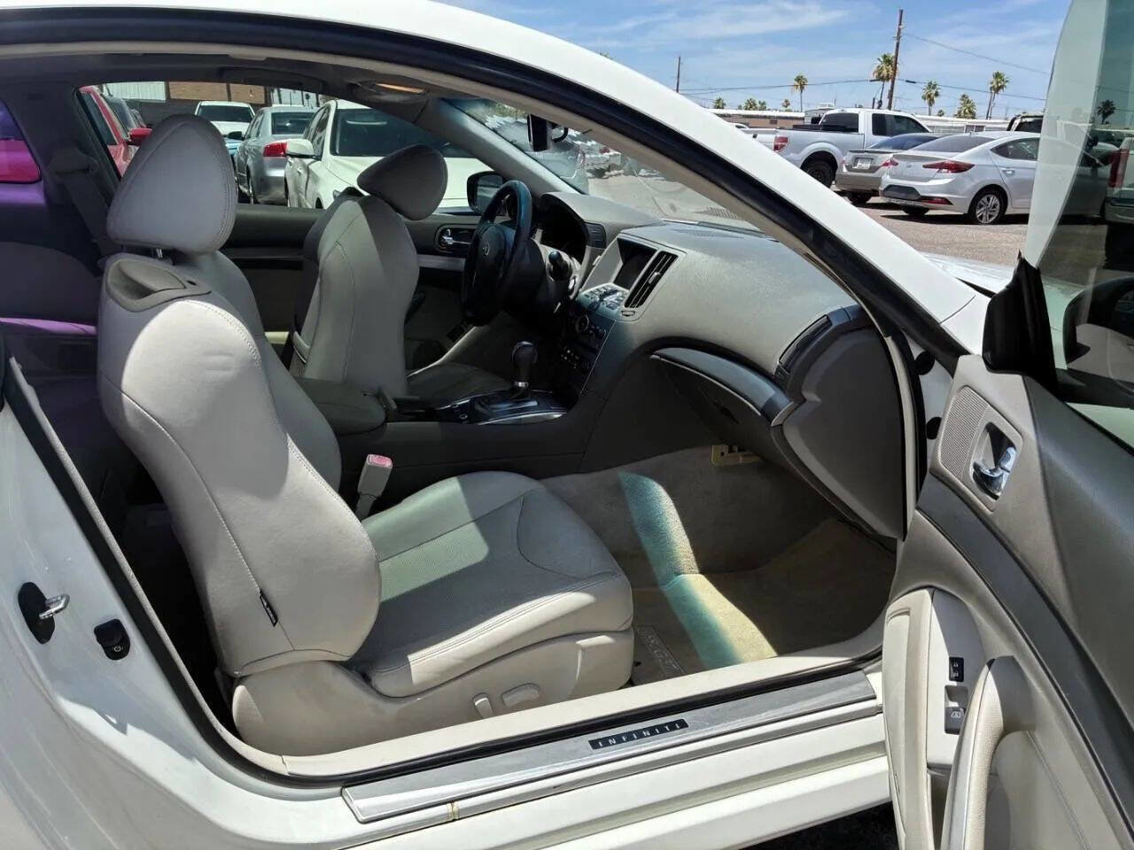 Used 2012 INFINITI G37 Journey w/ Premium Pkg RWD image 24