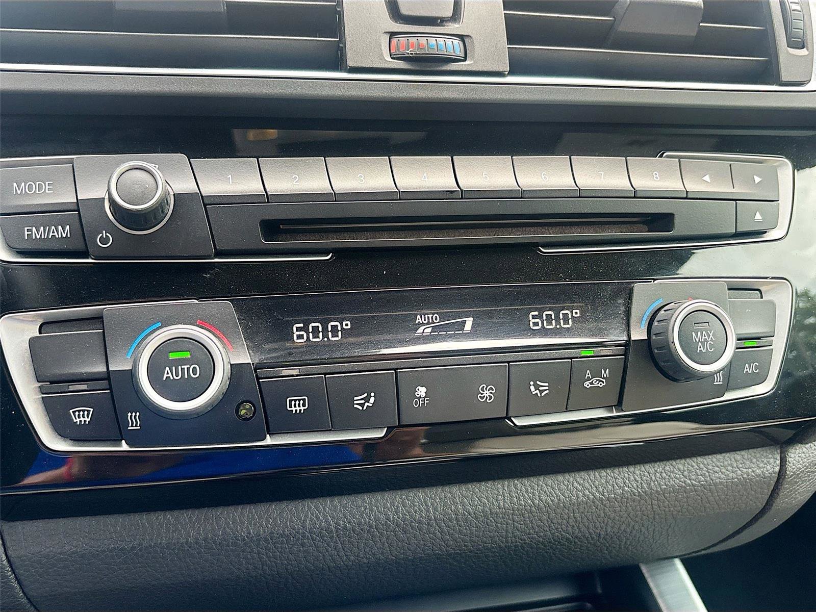 Used 2015 BMW M235i Convertible image 17