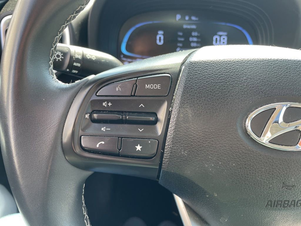Used 2024 Hyundai Venue SEL FWD image 25