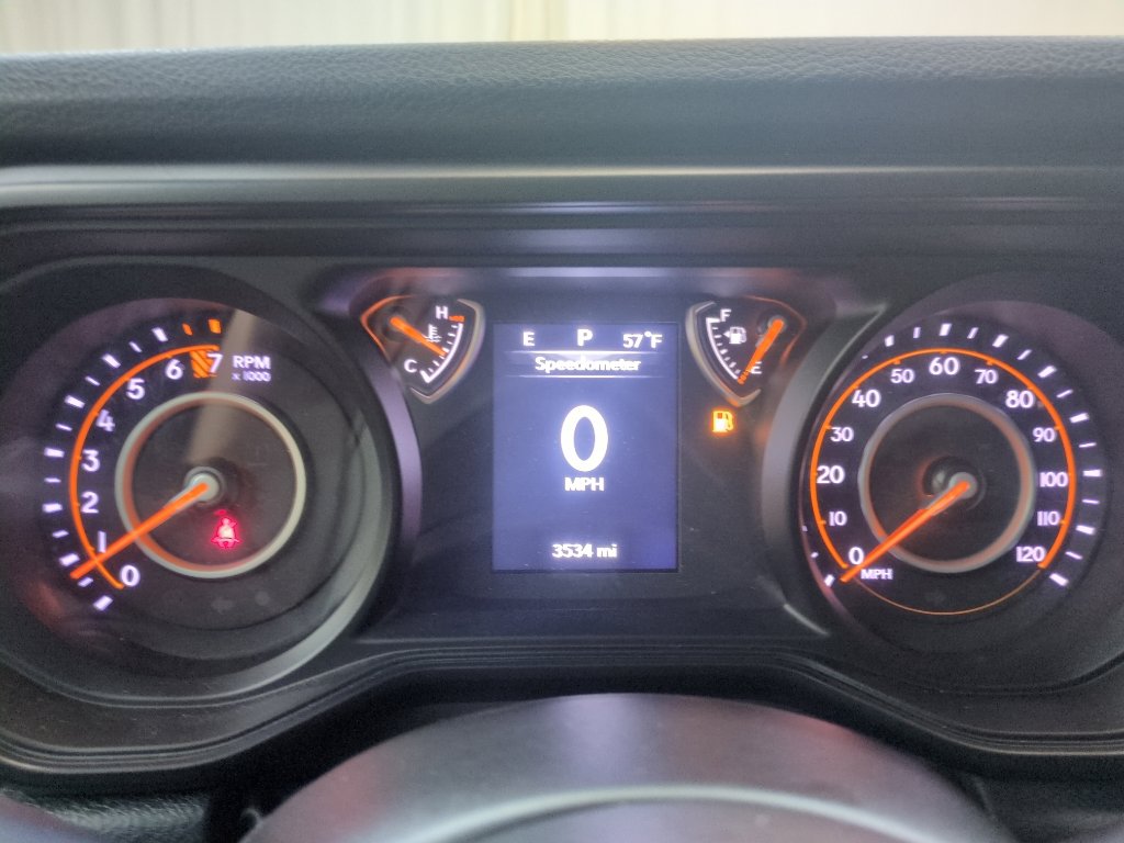 Used 2025 Jeep Gladiator Sport image 21