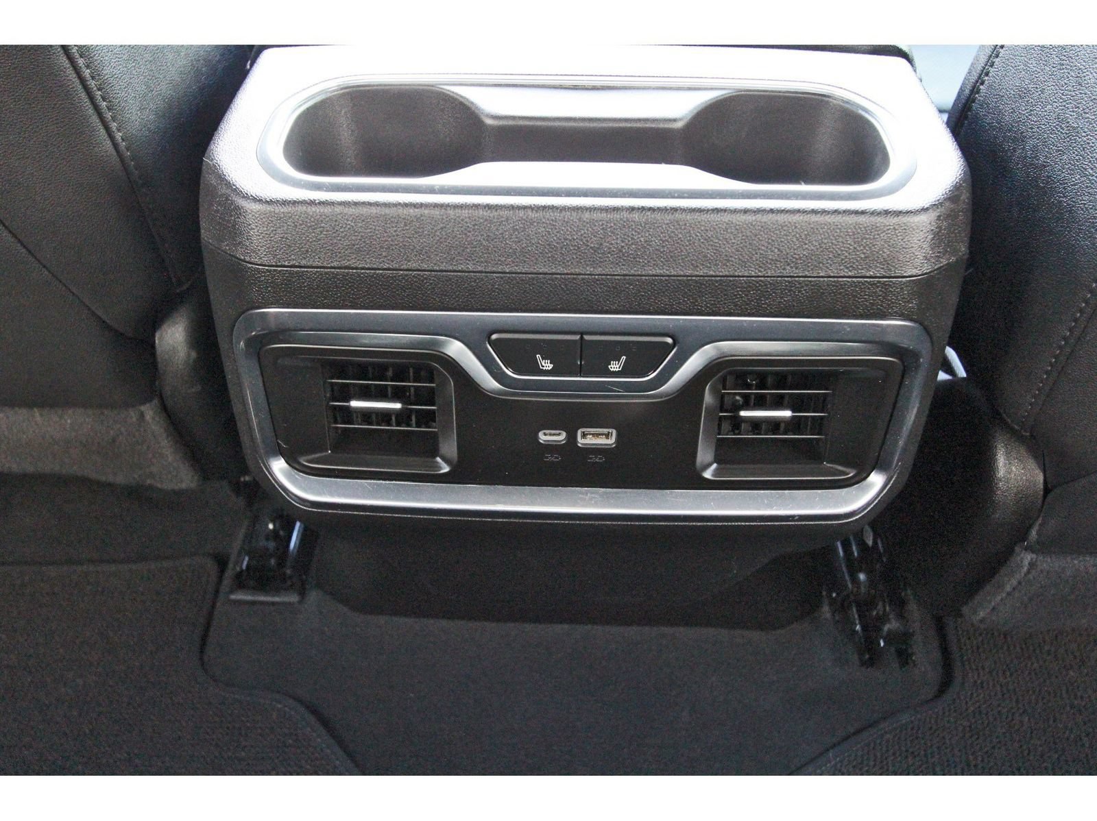 Used 2025 Chevrolet Silverado 3500 High Country w/ High Country Premium Package AWD/4WD image 15