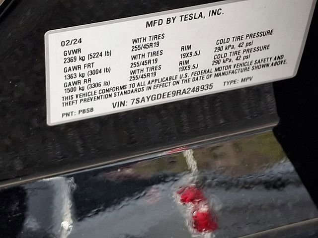 Used 2024 Tesla Model Y Long Range image 37