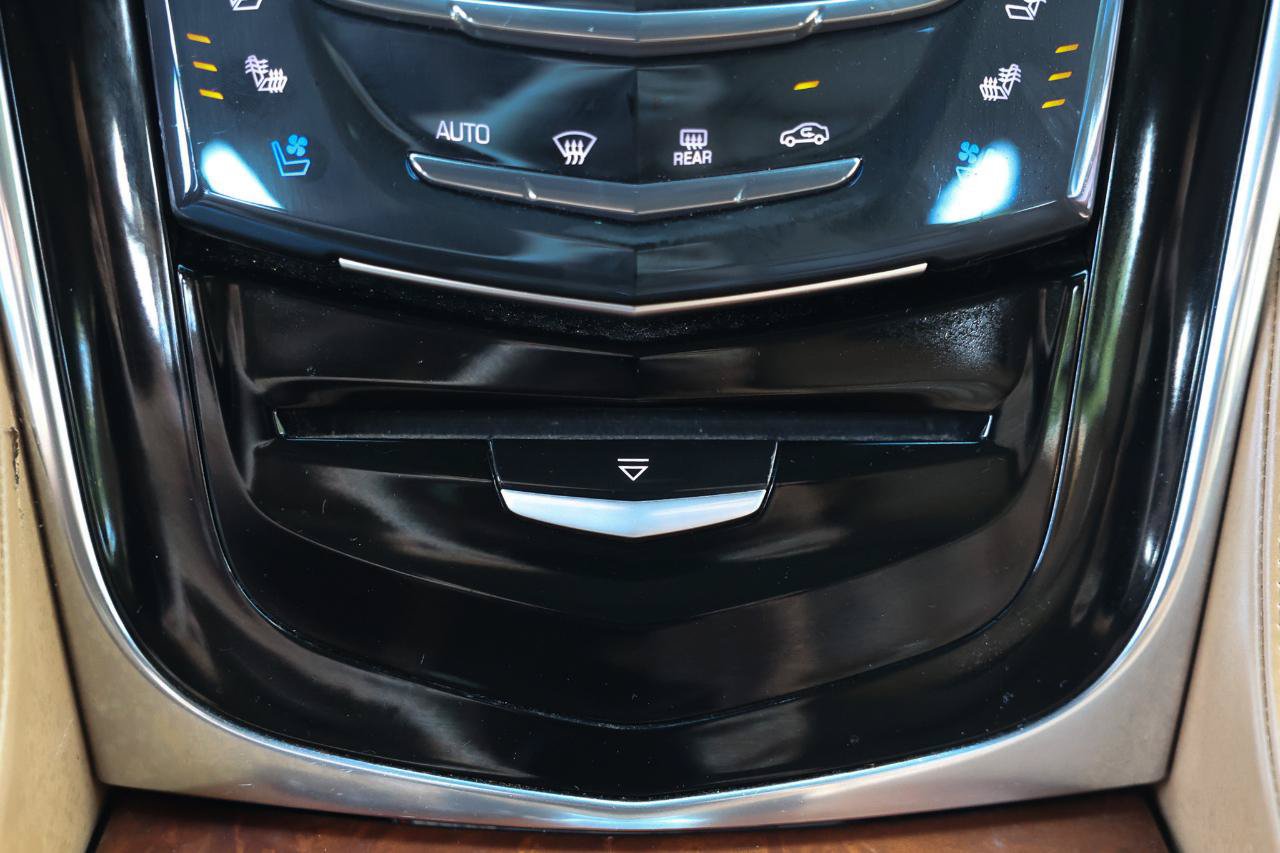 Used 2017 Cadillac Escalade ESV Platinum RWD image 36