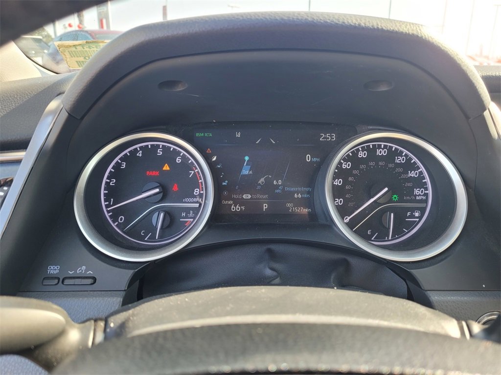 Used 2023 Toyota Camry XLE image 24