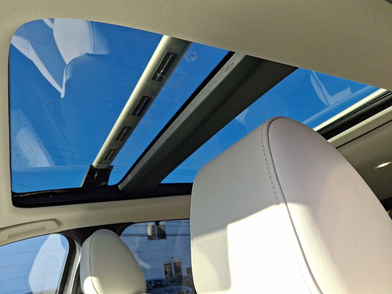 Certified 2024 MAZDA CX-90 3.3 Turbo S w/ Premium Package image 16