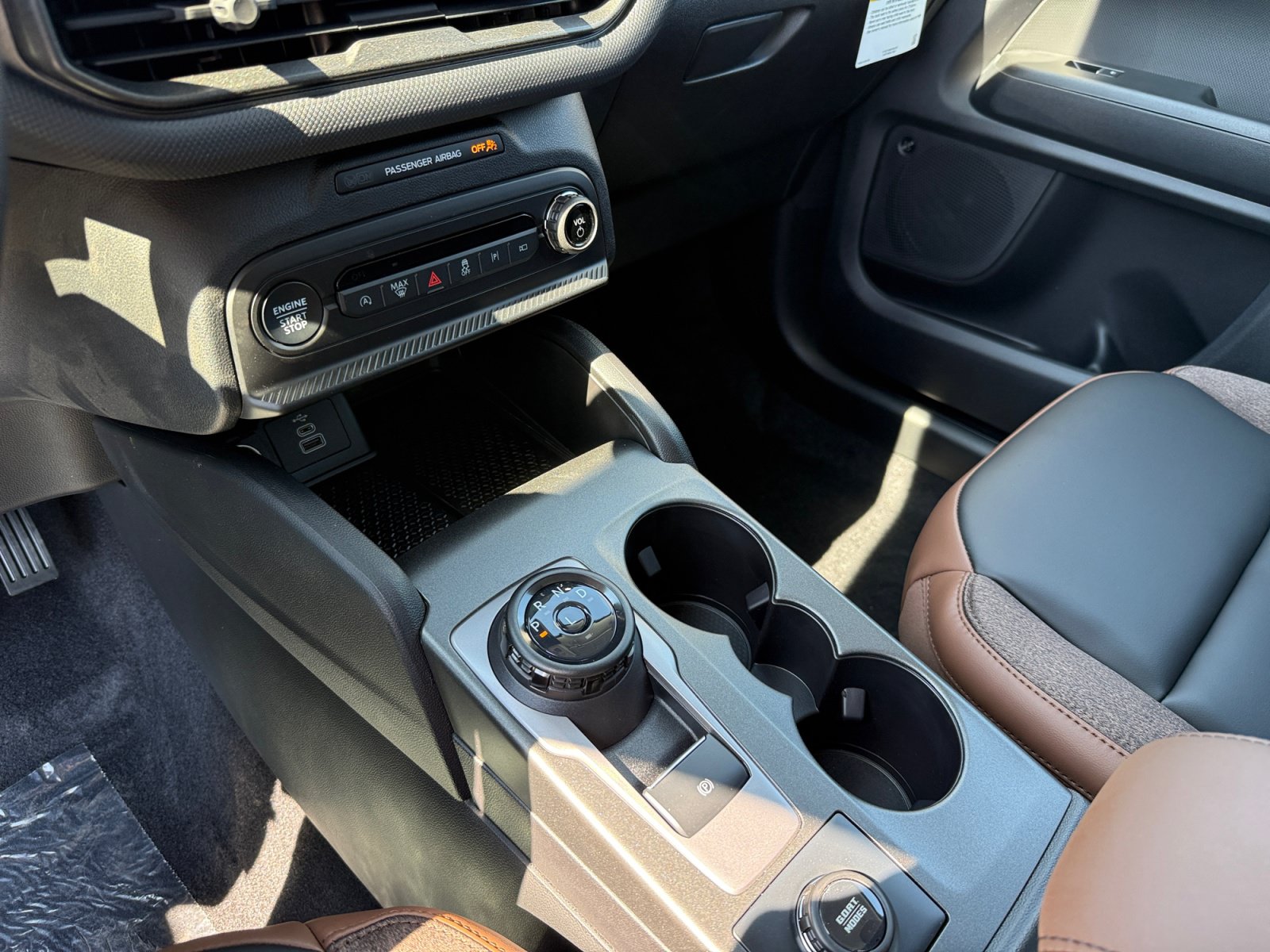 New 2026 Ford Bronco Sport Outer Banks w/ Outer Banks Tech Package+ AWD/4WD image 13