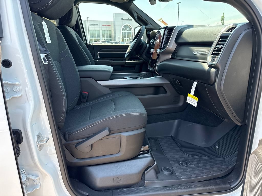 New 2026 RAM 2500 Big Horn AWD/4WD image 30