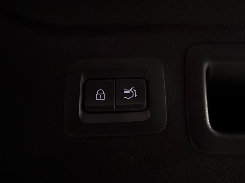 Used 2024 MAZDA CX-90 3.3 Turbo w/ Preferred Package image 27