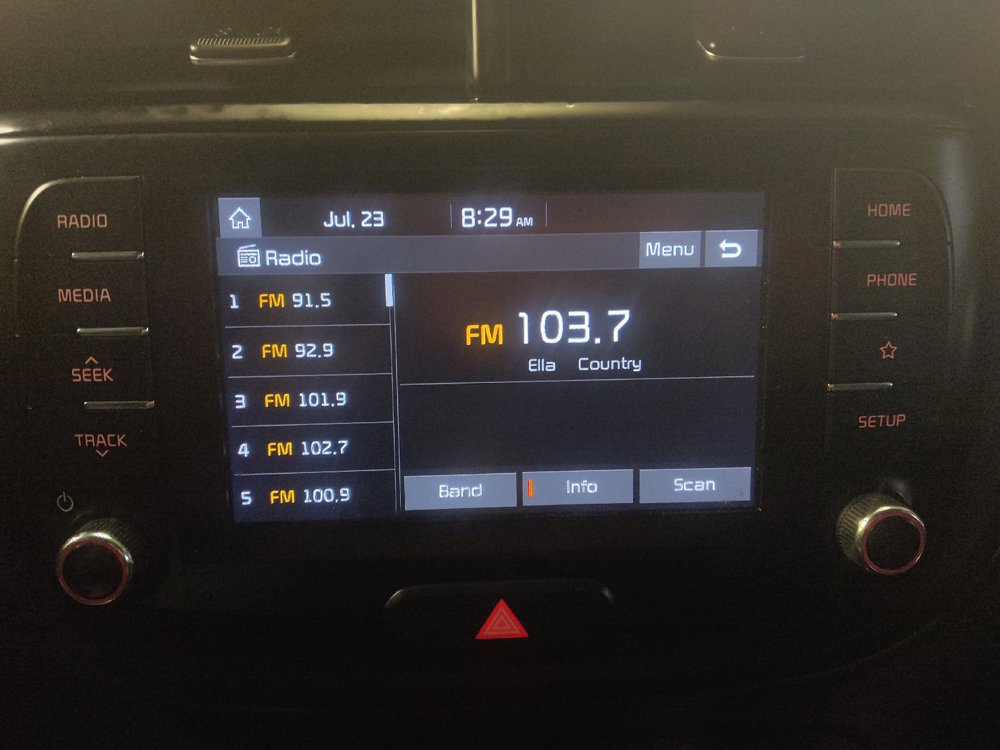 Used 2020 Kia Soul GT-Line FWD image 25
