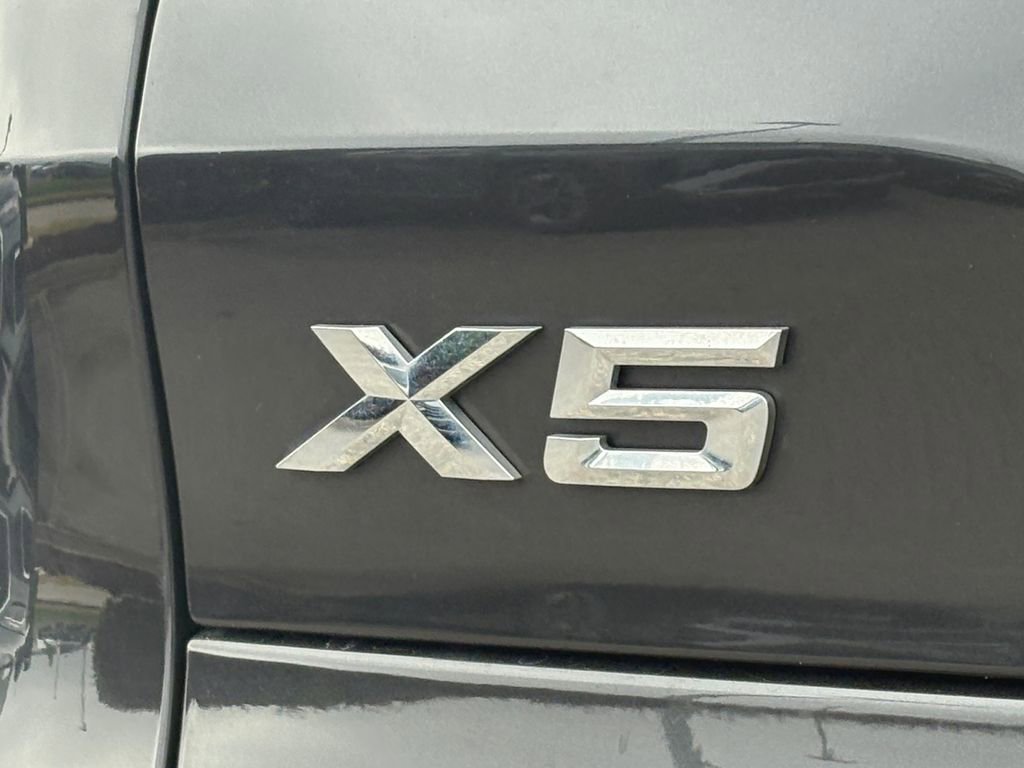Used 2021 BMW X5 xDrive40i w/ Convenience Package AWD/4WD image 10