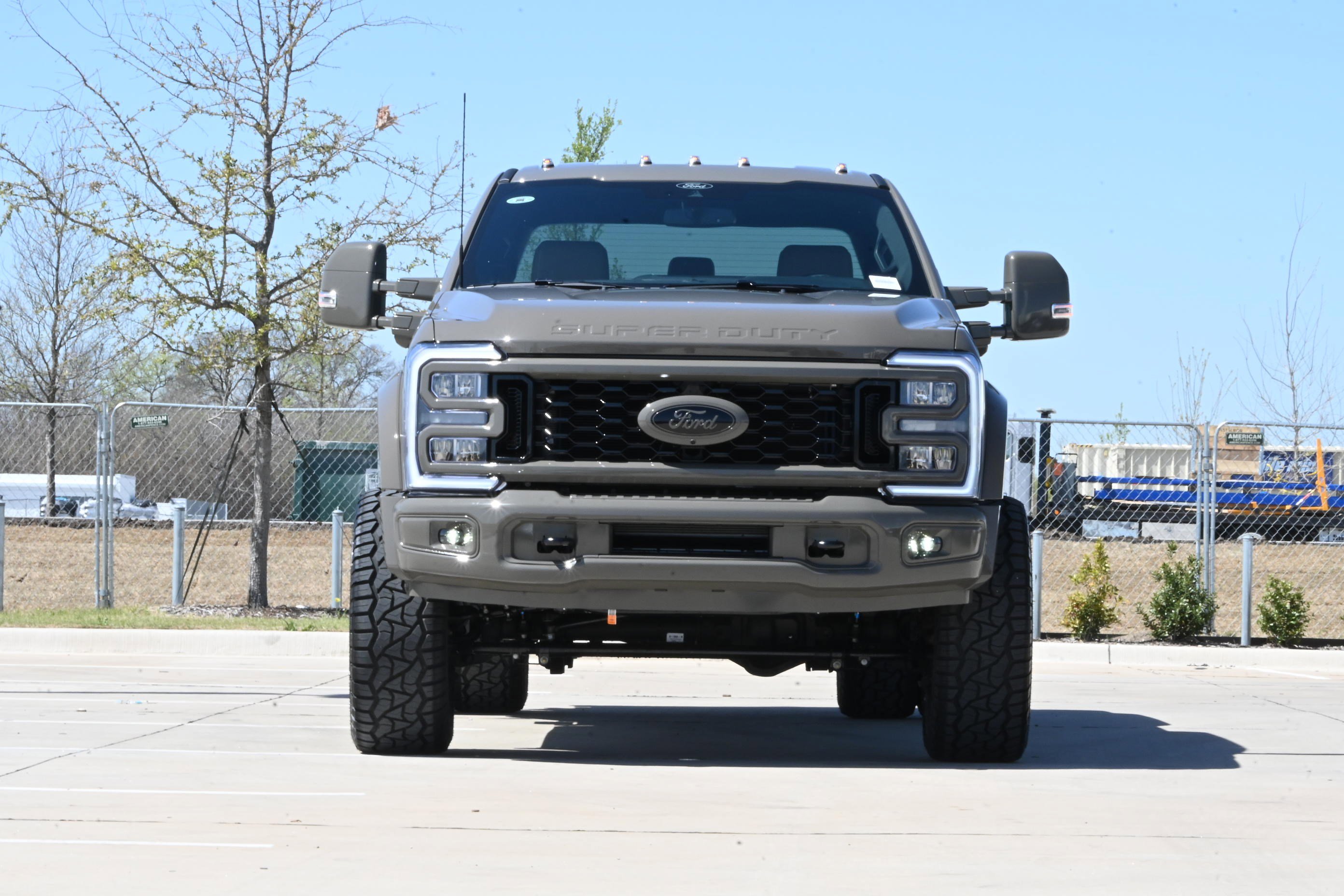 Used 2026 Ford F450 Lariat image 2