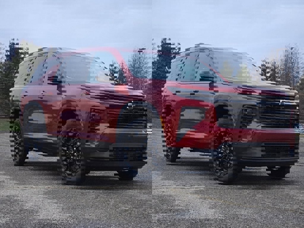 New 2026 Chevrolet Traverse LT w/ Midnight/Sport Edition image 2