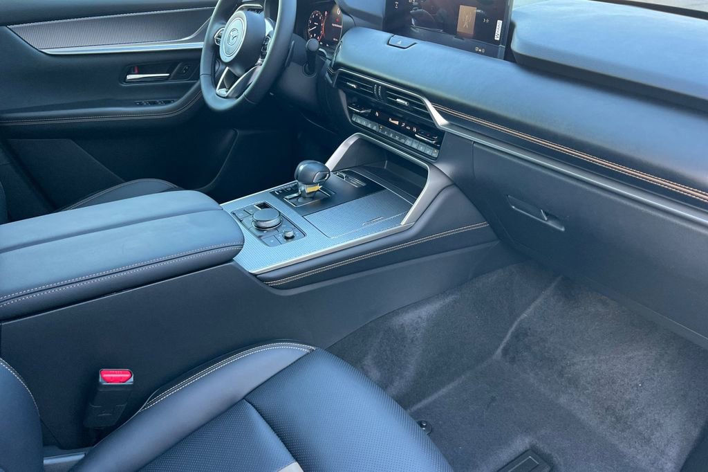 New 2026 MAZDA CX-90 3.3 Turbo w/ Premium Plus Pkg image 18
