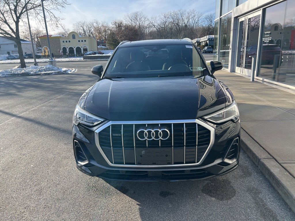 Used 2023 Audi Q3 2.0T Premium w/ Convenience Package image 47