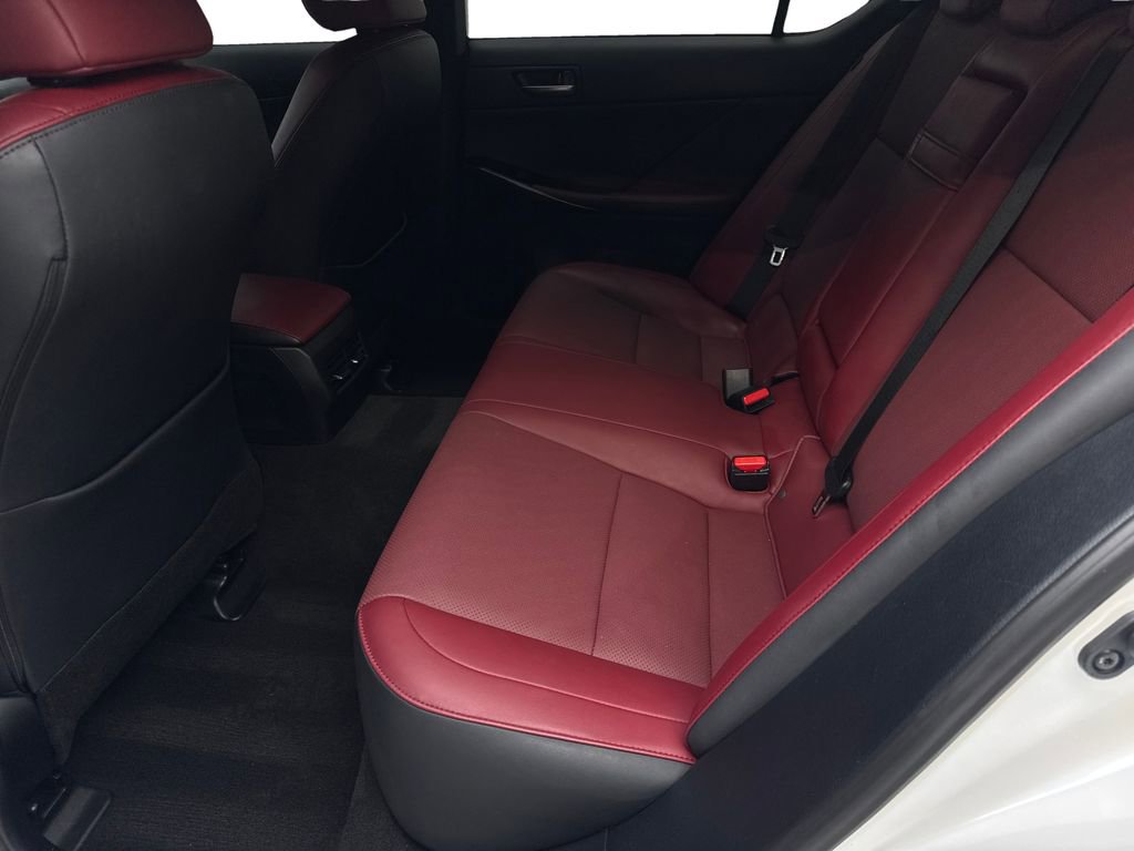 Used 2023 Lexus IS 300 w/ Comfort Package RWD image 33