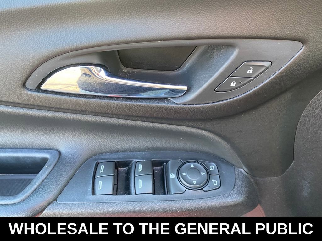 Used 2018 Chevrolet Equinox LT AWD/4WD image 13