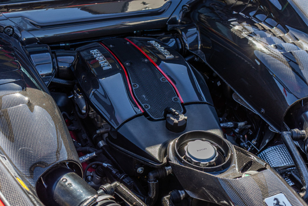 Certified 2019 Ferrari 488 Pista Coupe RWD image 58