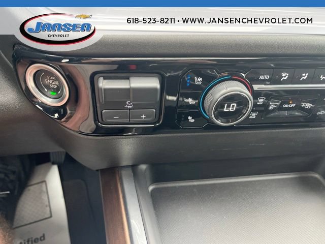 Used 2024 Chevrolet Silverado 2500 High Country w/ High Country Premium Package AWD/4WD image 32