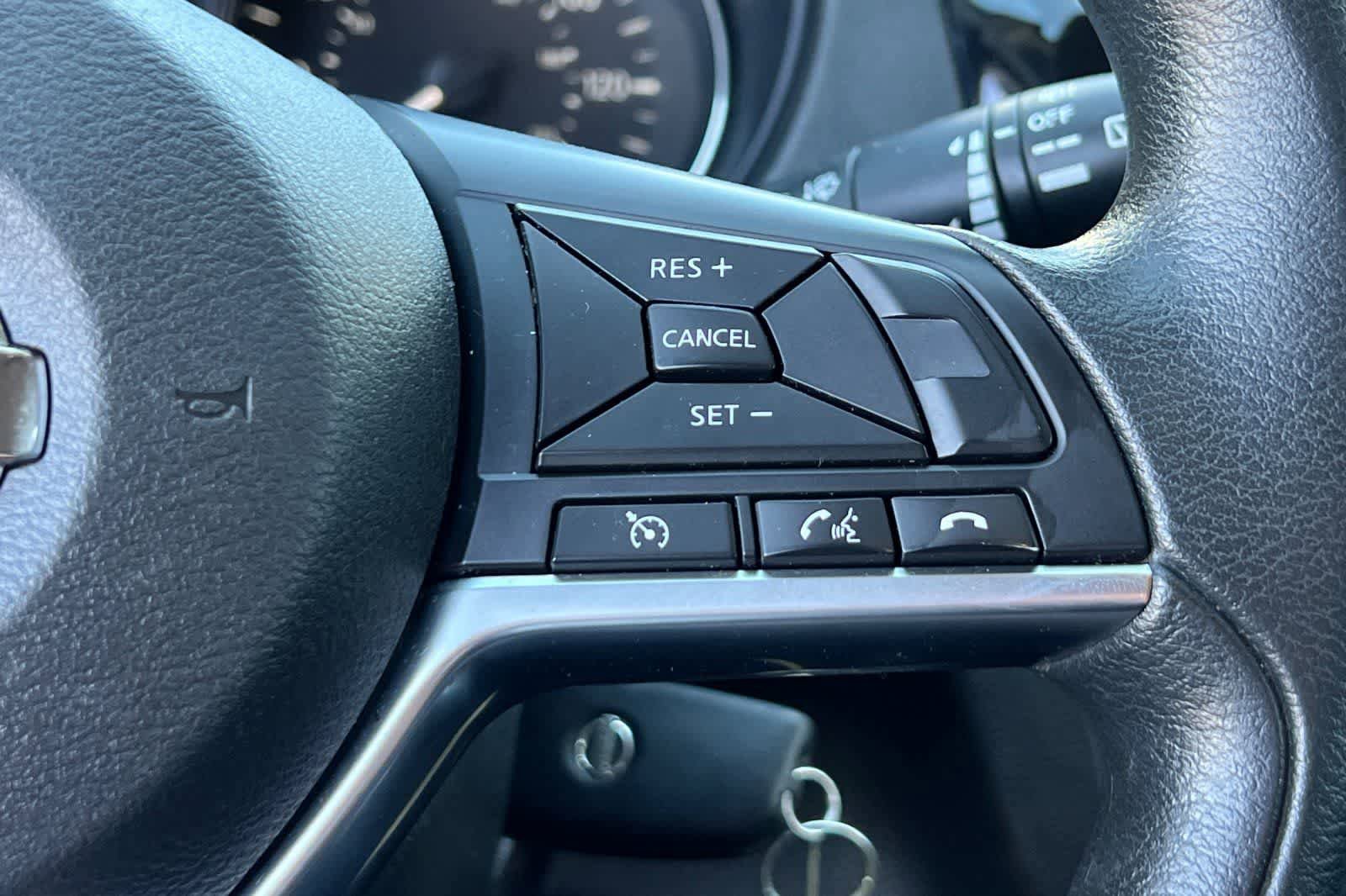 Used 2018 Nissan Rogue Sport S FWD image 29