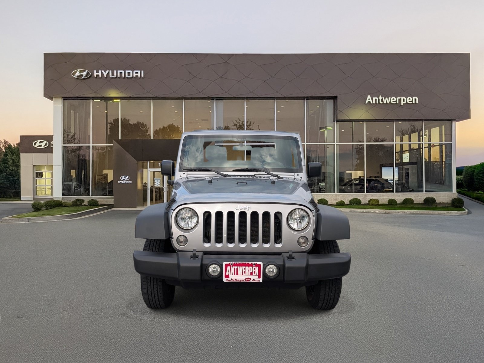 Used 2018 Jeep Wrangler Sport AWD/4WD image 8