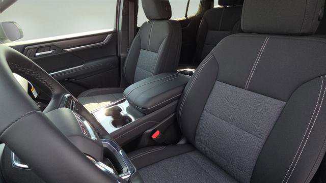 New 2026 GMC Acadia Elevation w/ Black Edition image 33