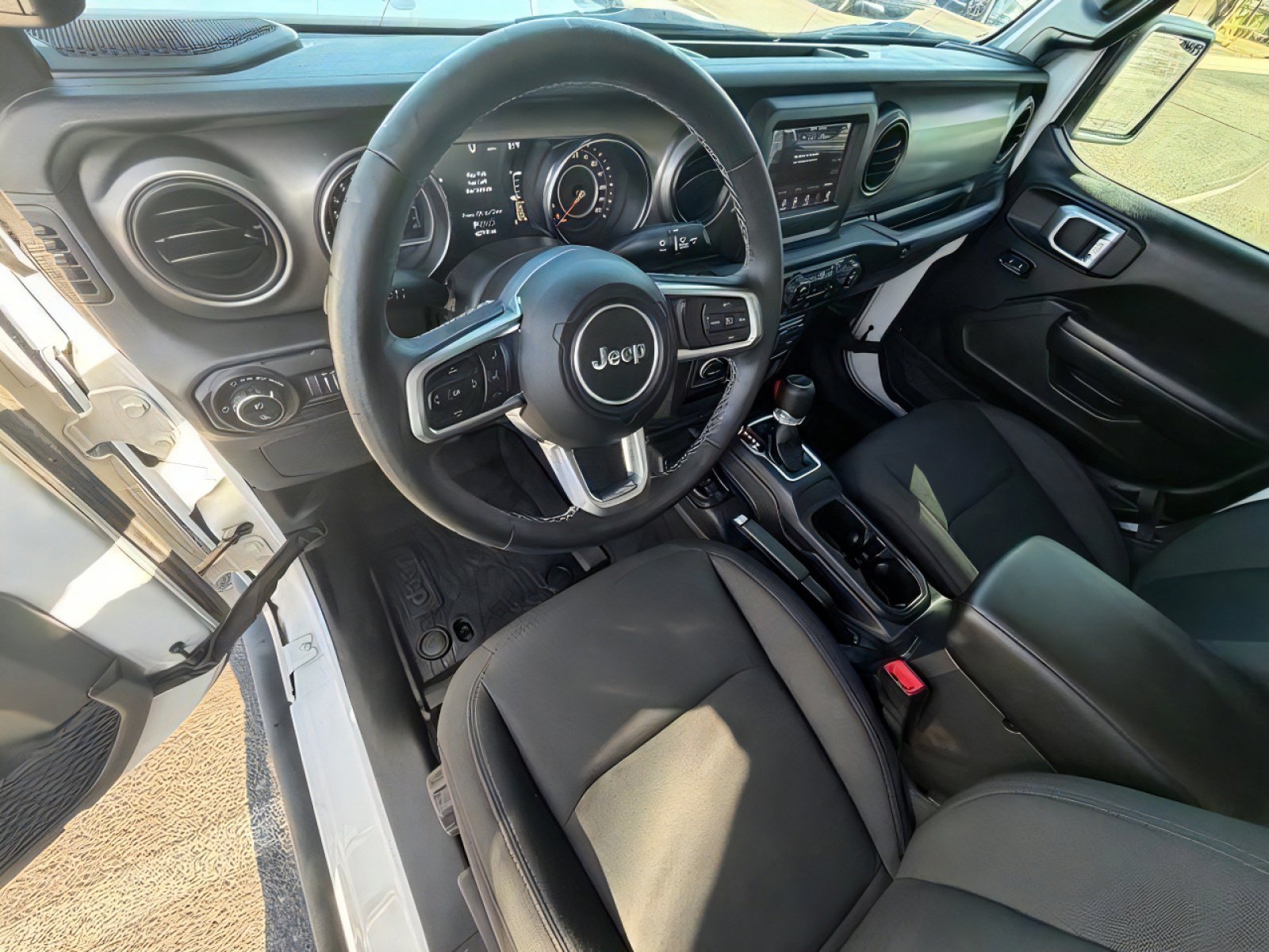 Used 2020 Jeep Gladiator Sport w/ Quick Order Package 24S AWD/4WD image 13