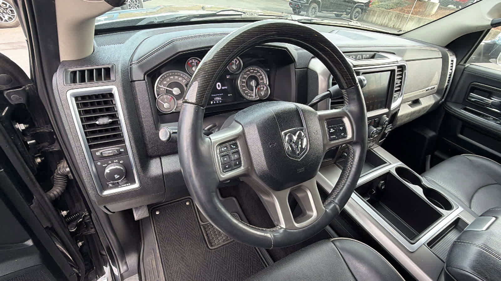 Used 2015 RAM 2500 Limited image 10