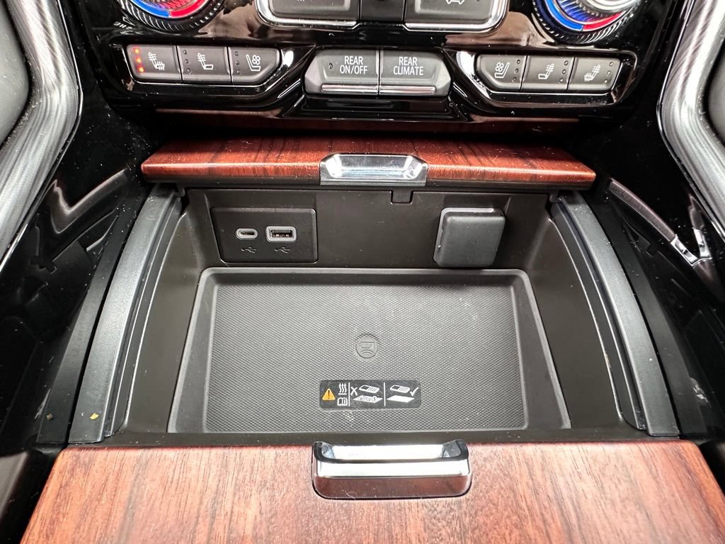 Certified 2023 GMC Yukon Denali Ultimate AWD/4WD image 34