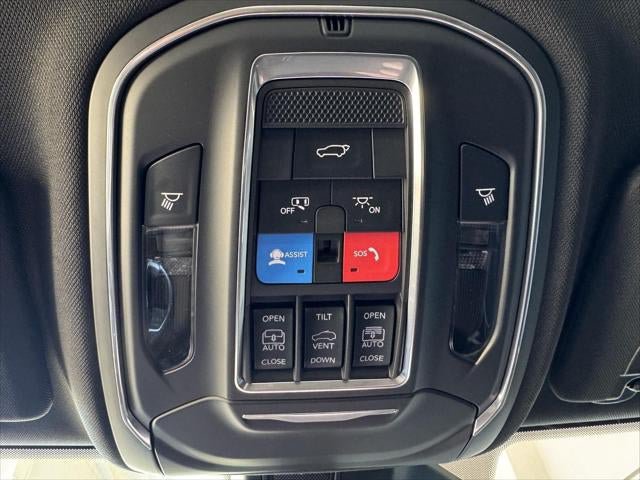 New 2026 Jeep Grand Cherokee L Limited w/ Limited Altitude Package AWD/4WD image 70