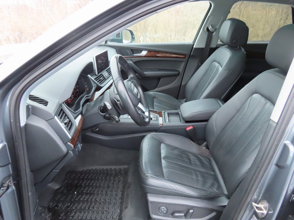 Used 2018 Audi Q5 2.0T Premium Plus w/ Premium Plus Package image 27