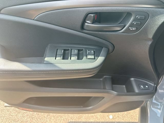 Used 2024 Honda Passport EX-L image 15
