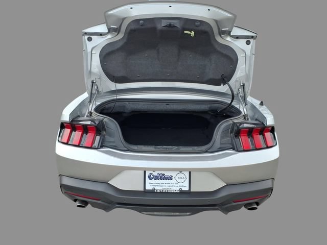 Used 2024 Ford Mustang Premium RWD image 7