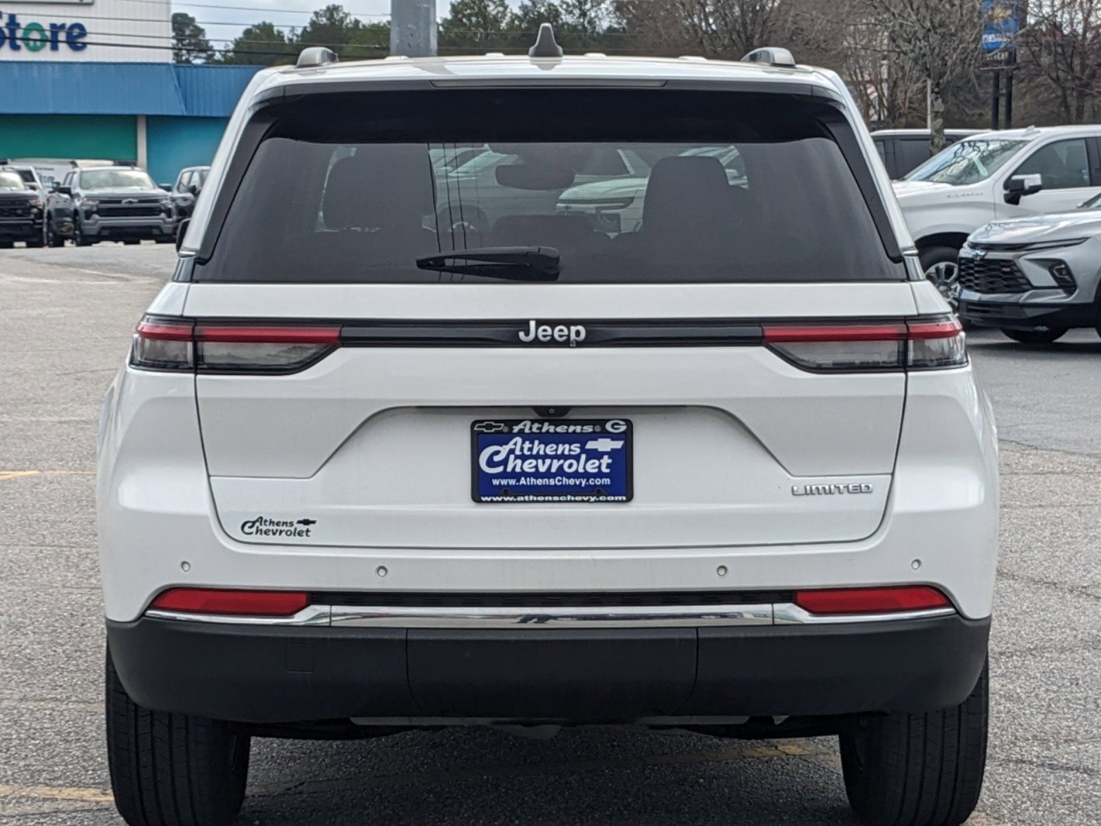 Used 2022 Jeep Grand Cherokee Limited image 5