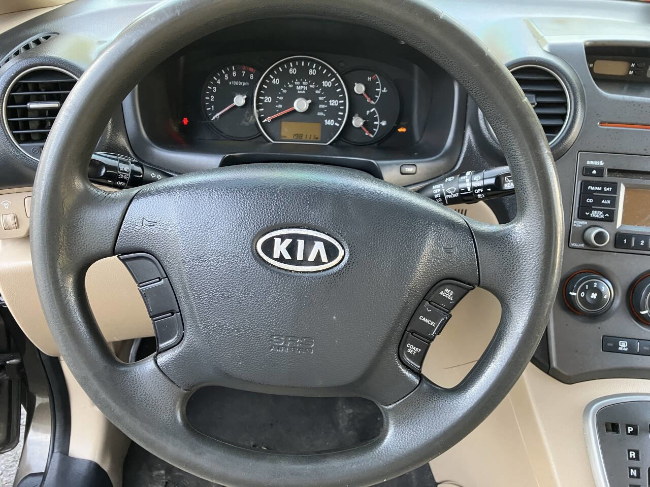 Used 2009 Kia Rondo LX image 21