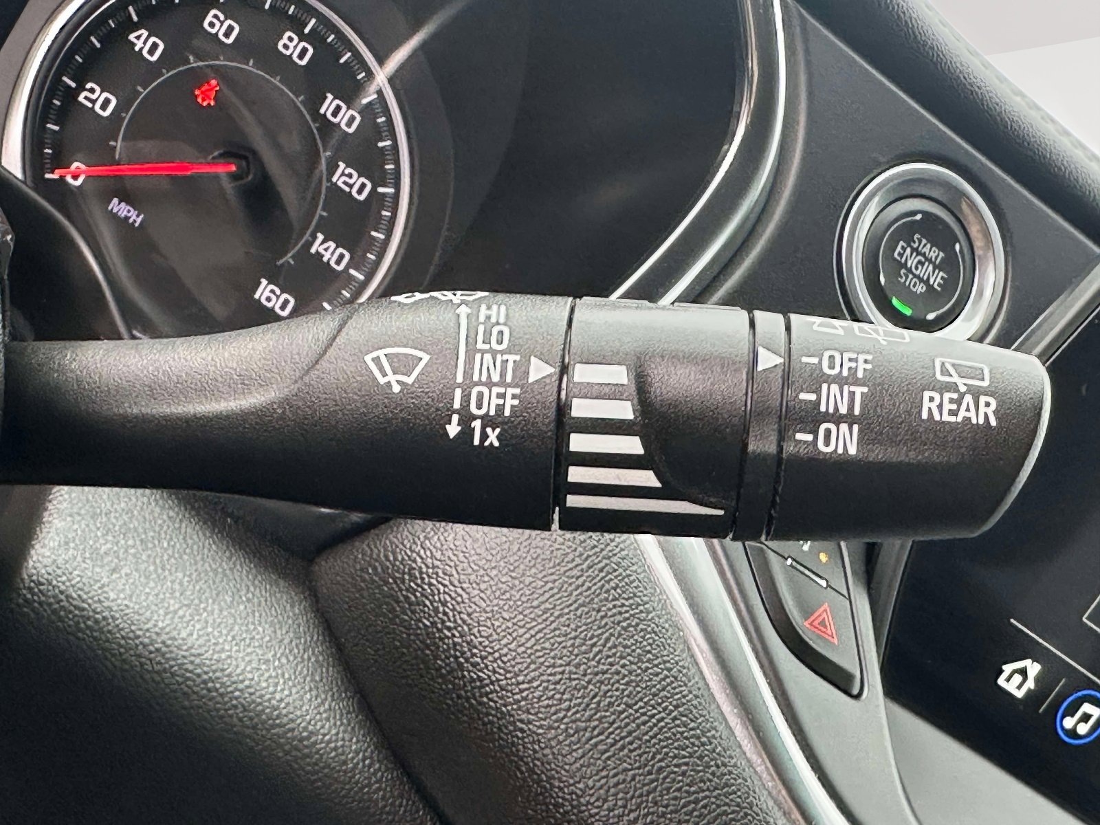 Used 2025 Chevrolet Blazer LT image 17