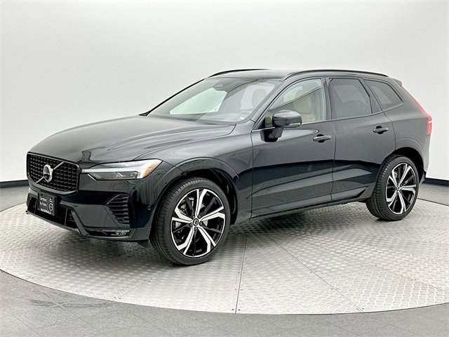 Certified 2023 Volvo XC60 B6 Ultimate w/ Climate Package