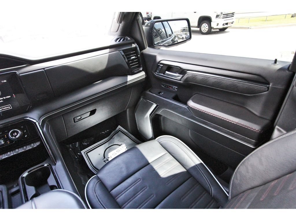 Used 2024 GMC Sierra 1500 AT4X AWD/4WD image 8