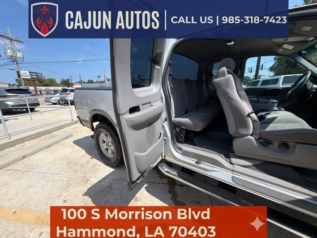 Used 2002 Ford F150 XLT AWD/4WD image 17