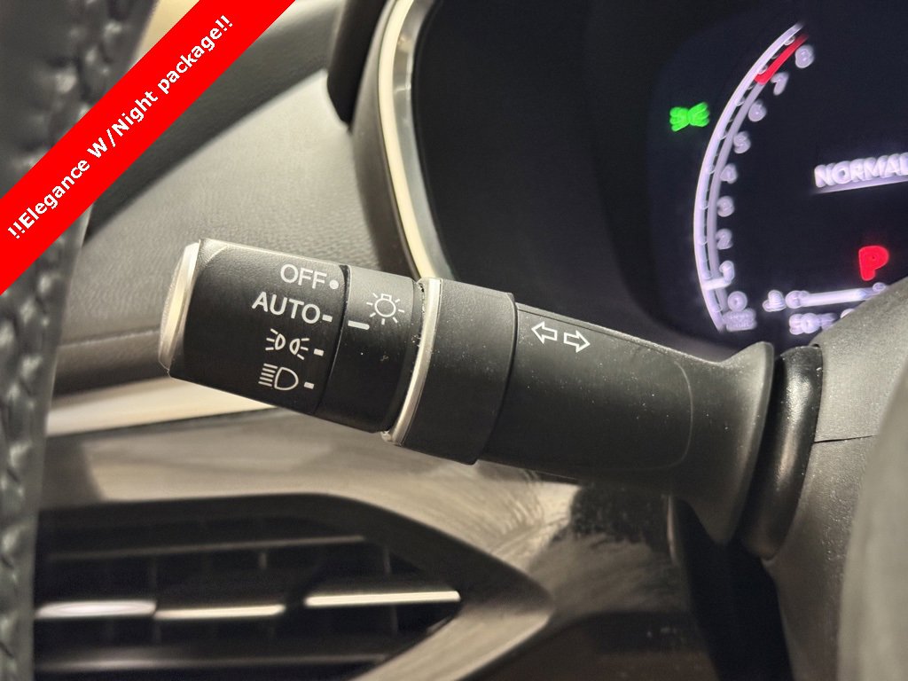 Used 2023 Acura MDX SH-AWD image 22