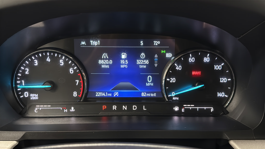 Used 2023 Ford Explorer XLT w/ Equipment Group 202A AWD/4WD image 16